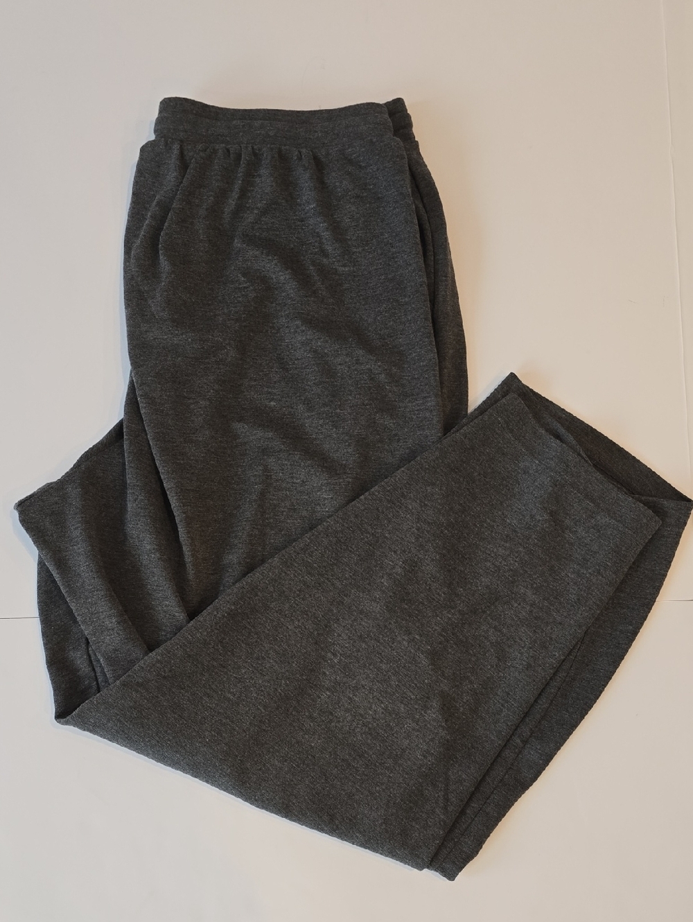 torrid Size 14-16 Charcoal Gray Joggers P1
